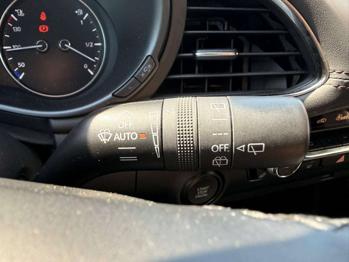 Mazda 3 Mazda 3 2.0 e-SkyActiv-X M Hybrid 180 Comfort met Bose | Leer | Achteruitrij Camera |