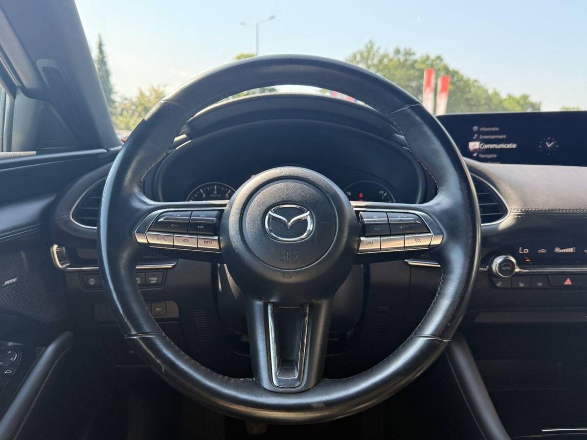 Mazda 3 Mazda 3 2.0 e-SkyActiv-X M Hybrid 180 Comfort met Bose | Leer | Achteruitrij Camera |