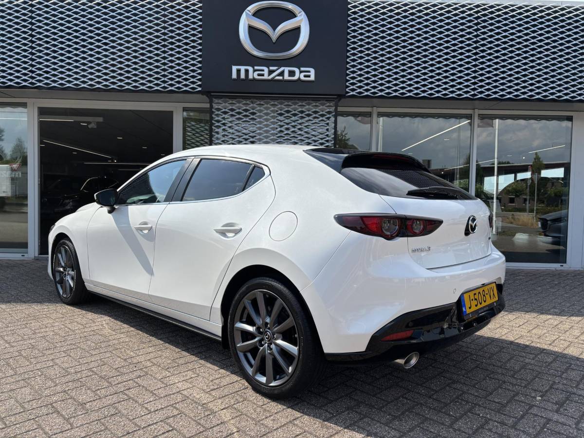 Mazda 3 Mazda 3 2.0 e-SkyActiv-X M Hybrid 180 Comfort met Bose | Leer | Achteruitrij Camera |