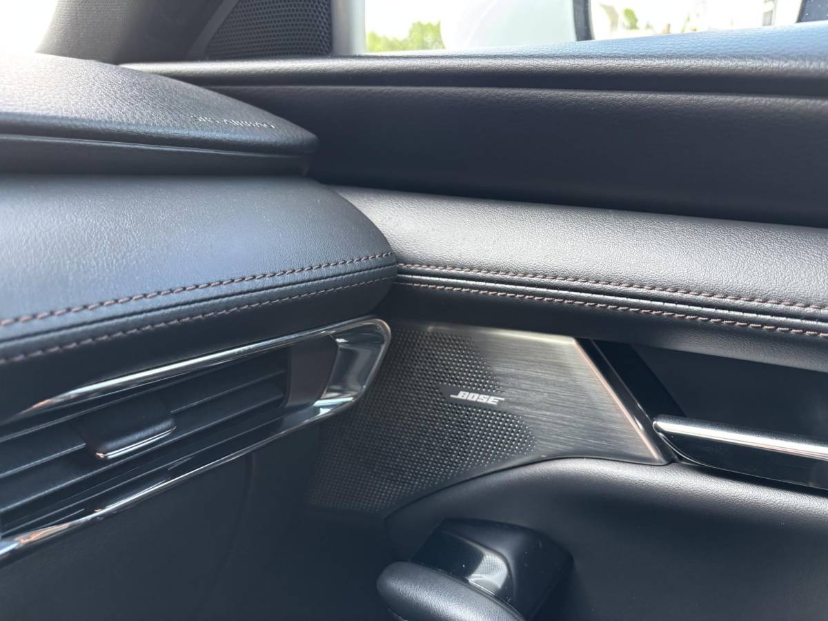 Mazda 3 Mazda 3 2.0 e-SkyActiv-X M Hybrid 180 Comfort met Bose | Leer | Achteruitrij Camera |