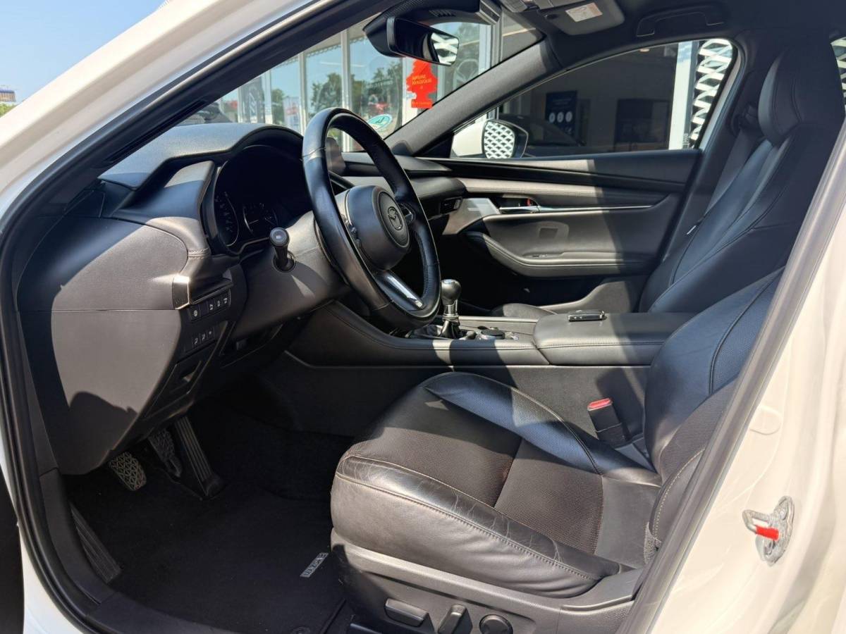 Mazda 3 Mazda 3 2.0 e-SkyActiv-X M Hybrid 180 Comfort met Bose | Leer | Achteruitrij Camera |