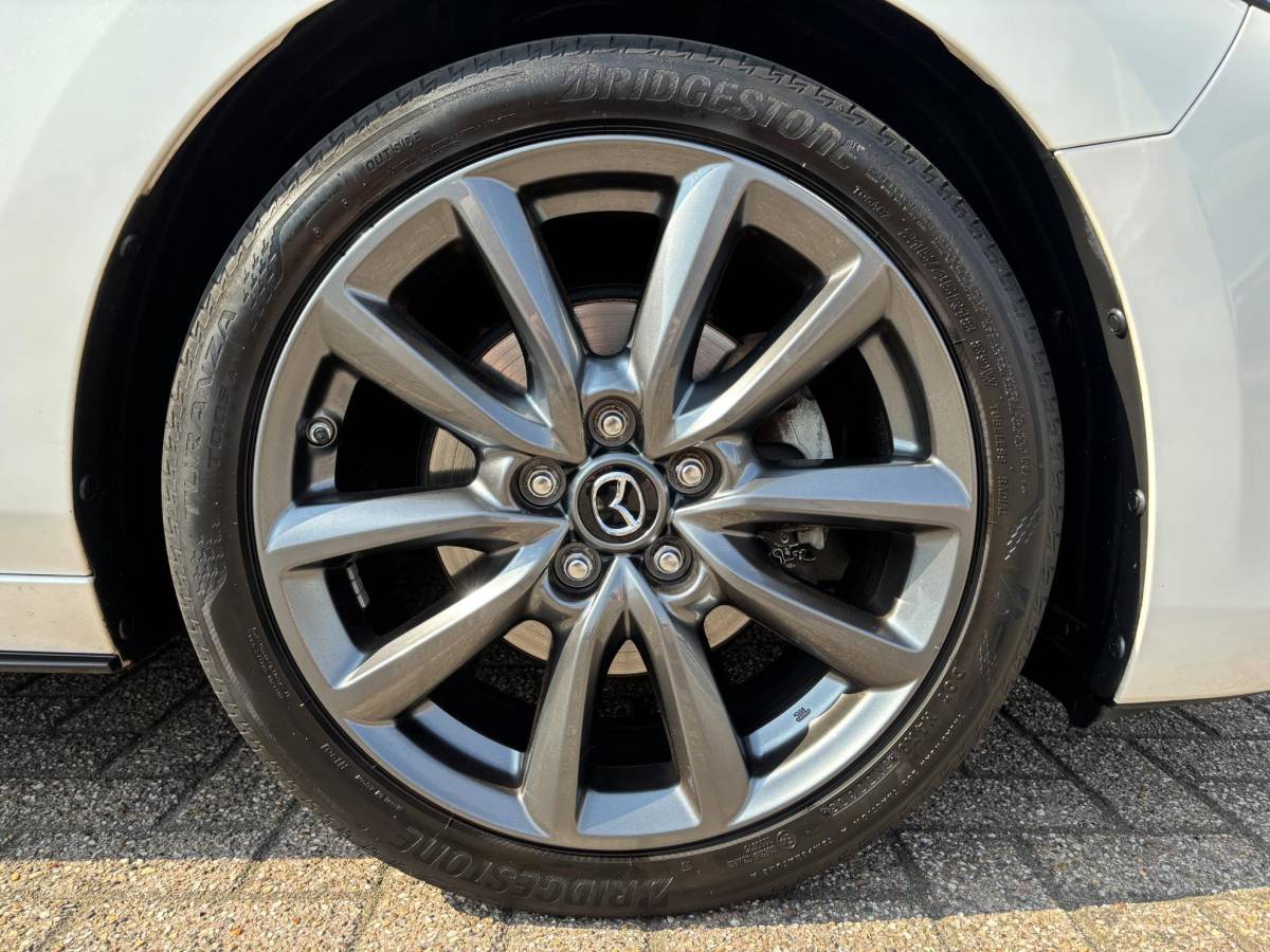 Mazda 3 Mazda 3 2.0 e-SkyActiv-X M Hybrid 180 Comfort met Bose | Leer | Achteruitrij Camera |