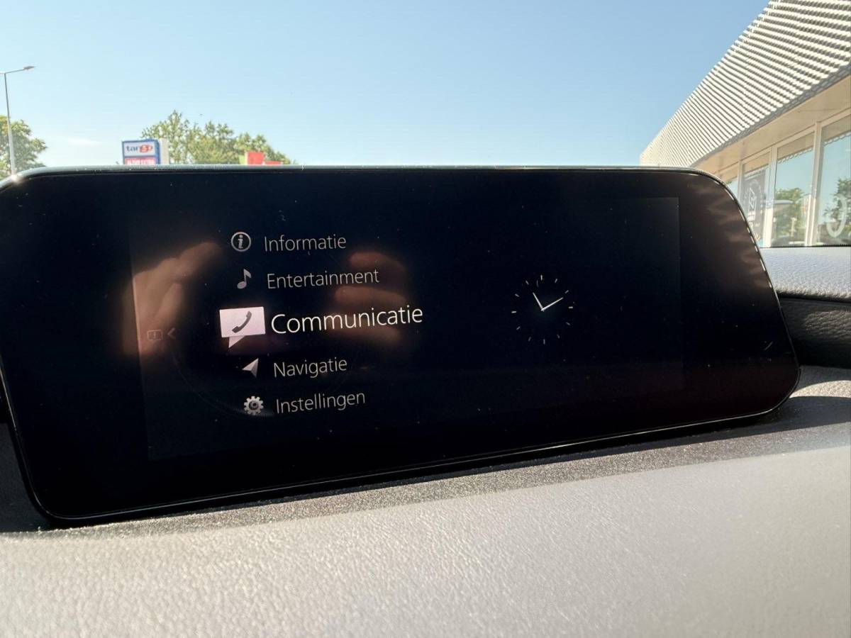 Mazda 3 Mazda 3 2.0 e-SkyActiv-X M Hybrid 180 Comfort met Bose | Leer | Achteruitrij Camera |