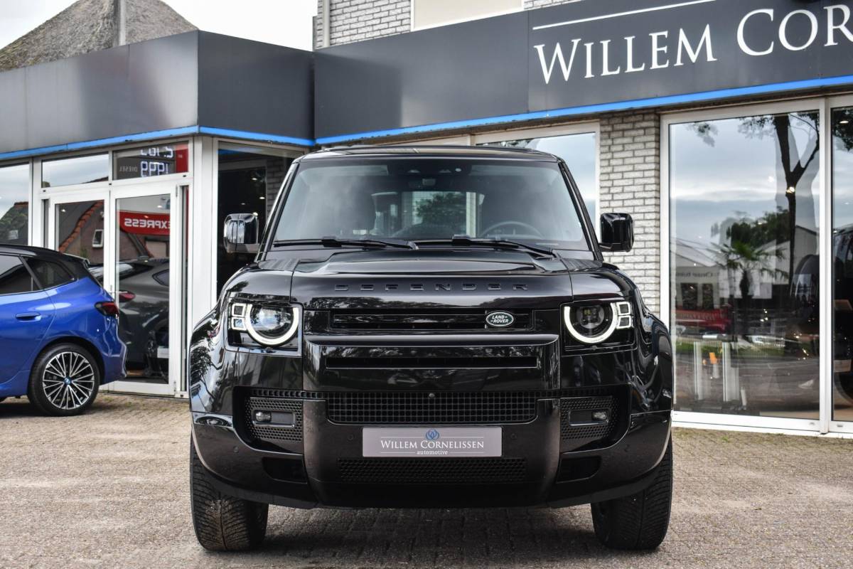 Land Rover Defender Land Rover Defender 3.0 D200 90 MHEV SE 90 Trekhaak Meridian Sound Leder