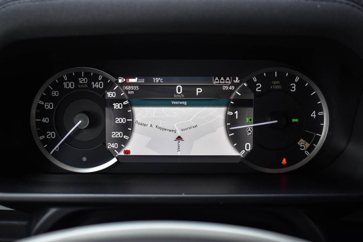 Land Rover Defender Land Rover Defender 3.0 D200 90 MHEV SE 90 Trekhaak Meridian Sound Leder