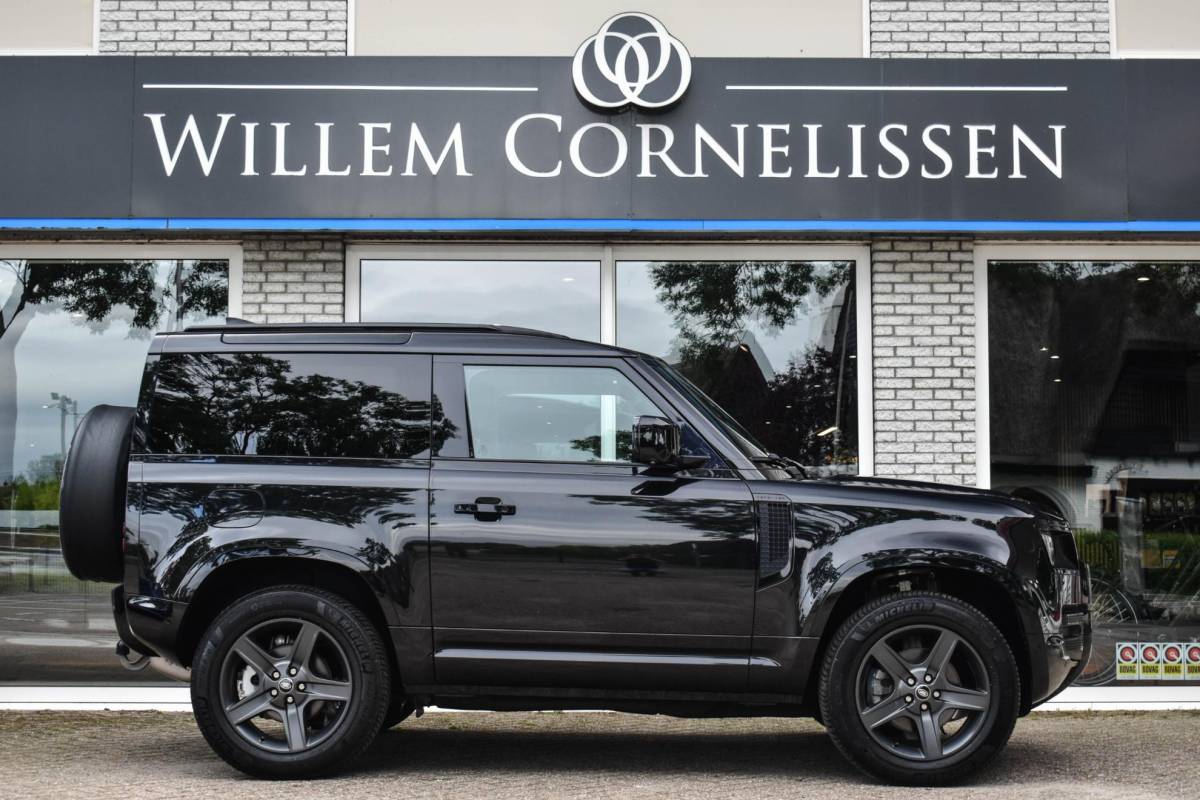 Land Rover Defender Land Rover Defender 3.0 D200 90 MHEV SE 90 Trekhaak Meridian Sound Leder