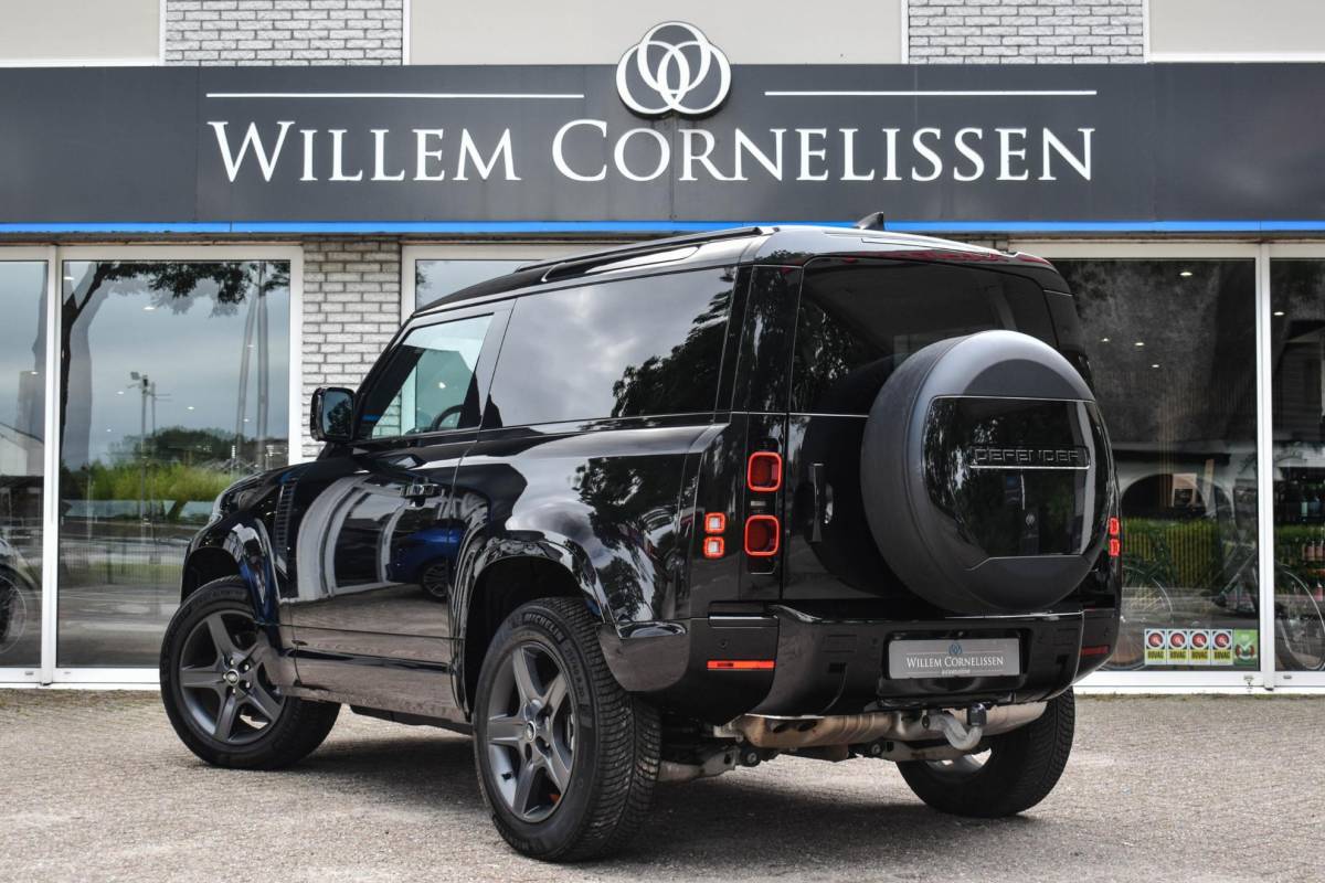 Land Rover Defender Land Rover Defender 3.0 D200 90 MHEV SE 90 Trekhaak Meridian Sound Leder