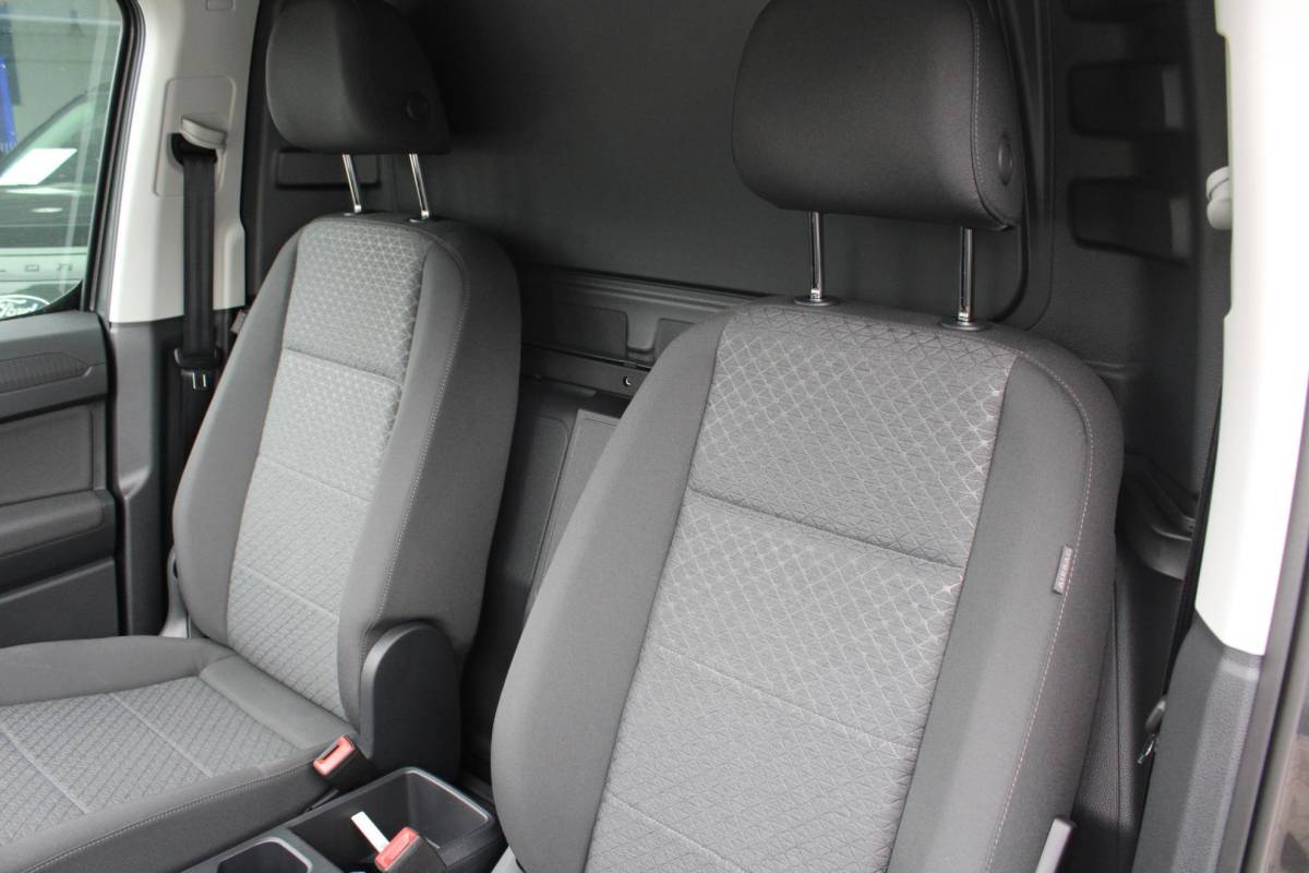 Ford Transit Connect Ford Transit Connect 1.5 EcoBoost PHEV L2 Limited Voorraad! | Stoel + Stuurverwarming | Adaptieve Cruise Control | Led koplampen | Led achterlichten