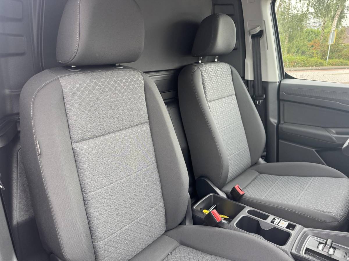 Ford Transit Connect Ford Transit Connect 1.5 EcoBoost PHEV L2 Limited 150pk | Comfort Pack | Adaptieve Cruise | Led koplampen | Led achterlichten