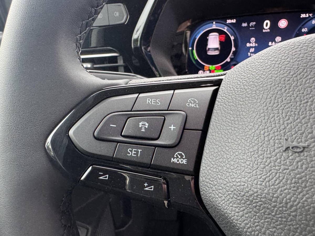 Ford Transit Connect Ford Transit Connect 1.5 EcoBoost PHEV L2 Limited 150pk | Comfort Pack | Adaptieve Cruise | Led koplampen | Led achterlichten