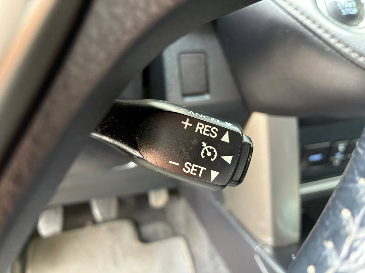 Toyota RAV4 Toyota RAV4 2.0 Executive Business 4WD | Leder + Cruise + Clima nu € 10.975,-!!!