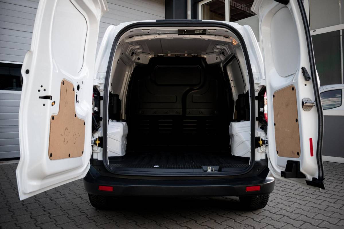 Ford Transit Courier Ford Transit Courier 1.0 Trend EcoBoost S&S|INCL. APK & SERVICEBEURT