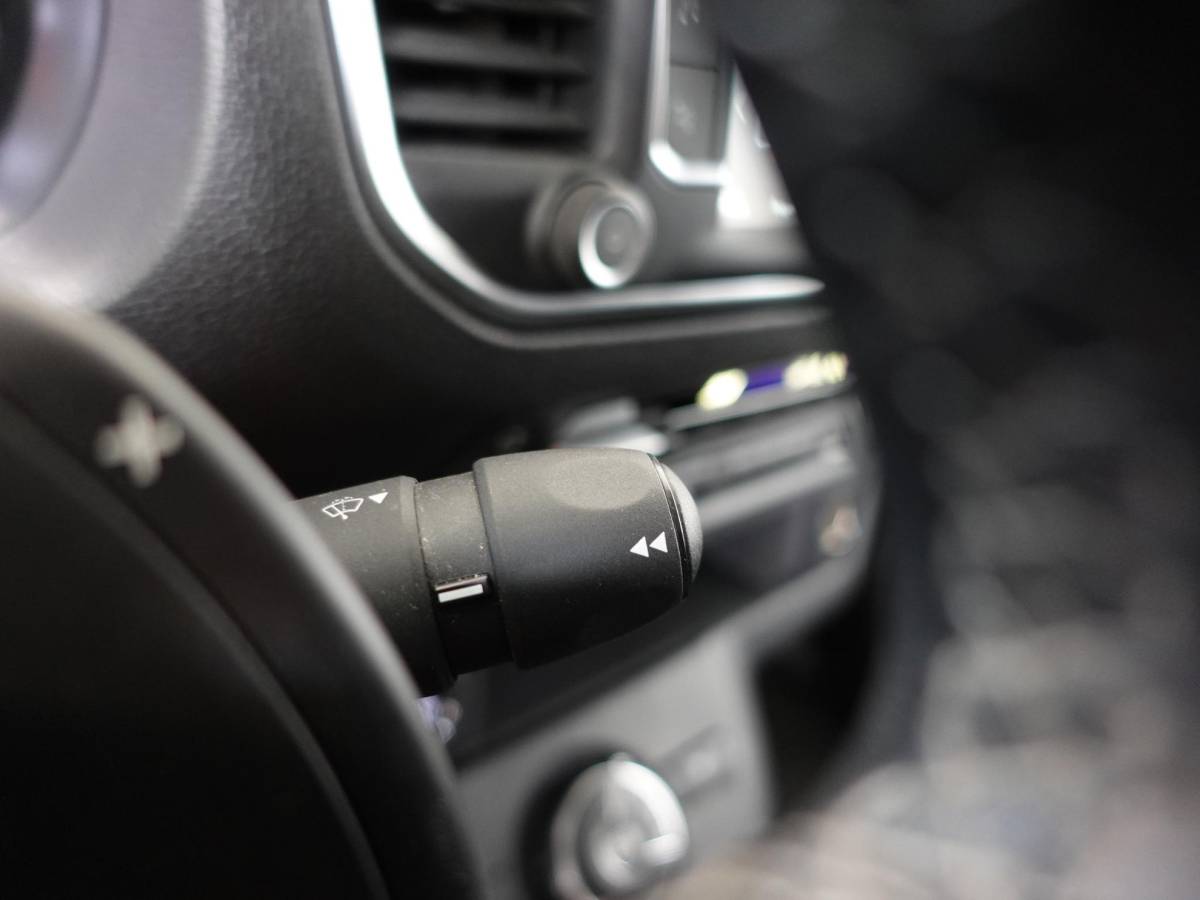 Opel Vivaro Opel Vivaro 2.0 CDTI 145 pk L3H1 Edition 3-zits Automaat Airco Navigatie Bluetooth Trekhaak