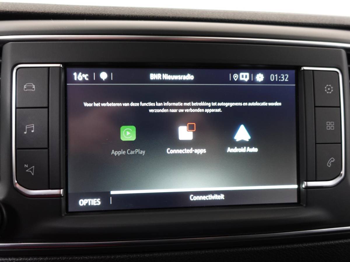 Opel Vivaro Opel Vivaro 2.0 CDTI 145 pk L3H1 Edition 3-zits Automaat Airco Navigatie Bluetooth Trekhaak