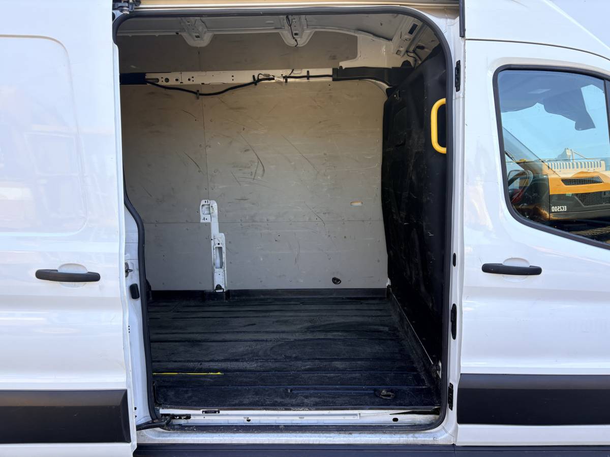 Ford Transit Ford Transit 350 2.0 TDCI 170PK L3H3 Airco Cruise Control Parkeersensoren v+a Voorruitverwarming