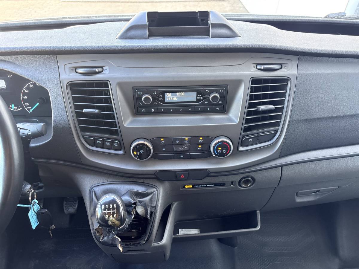 Ford Transit Ford Transit 350 2.0 TDCI 170PK L3H3 Airco Cruise Control Parkeersensoren v+a Voorruitverwarming