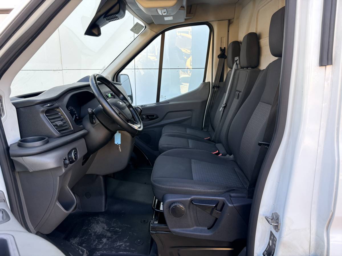 Ford Transit Ford Transit 350 2.0 TDCI 170PK L3H3 Airco Cruise Control Parkeersensoren v+a Voorruitverwarming