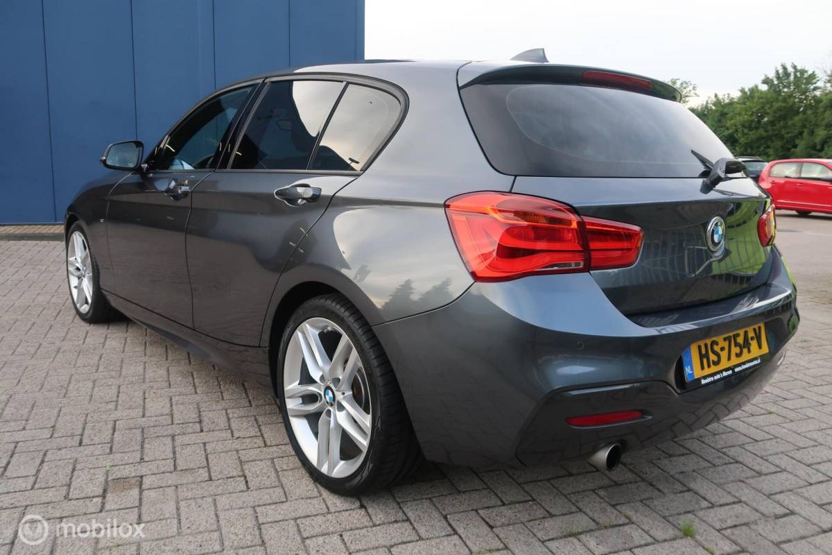 BMW 1 Serie BMW 1-serie 118i M Sport