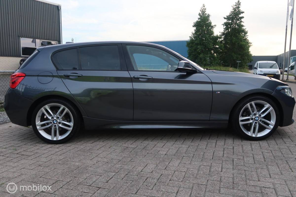 BMW 1 Serie BMW 1-serie 118i M Sport