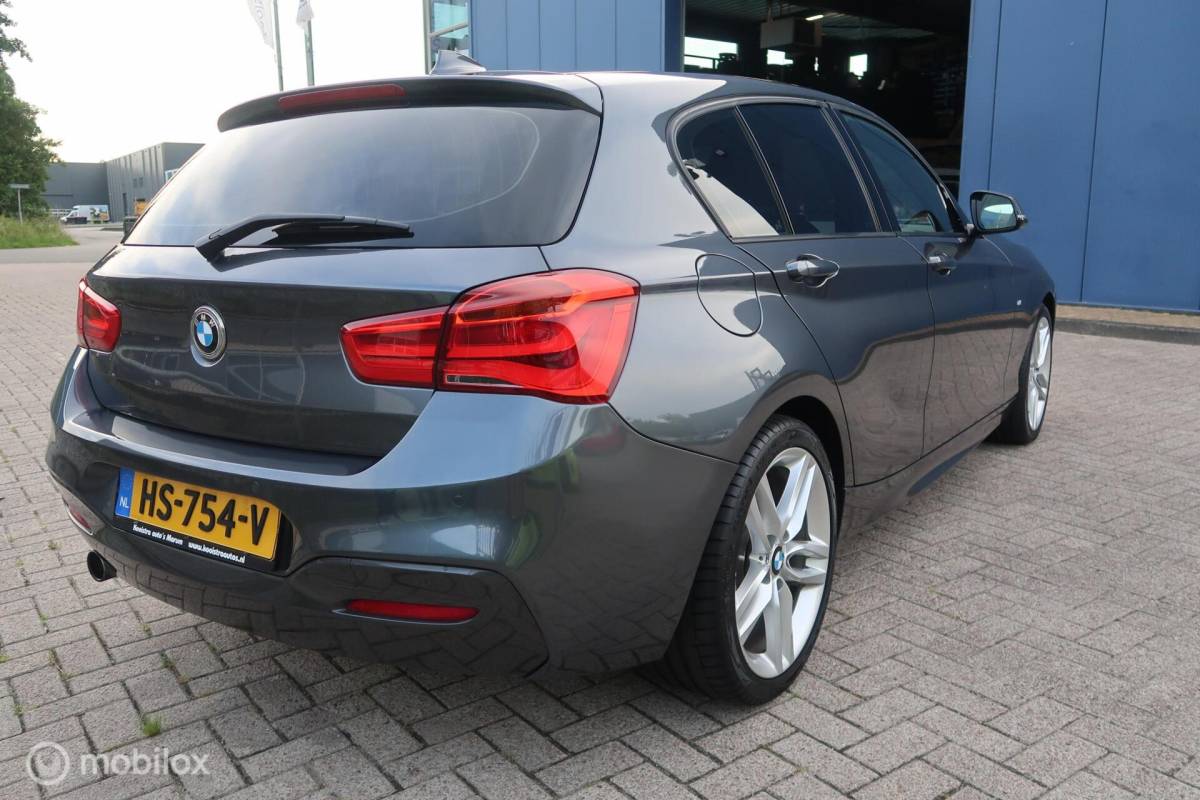 BMW 1 Serie BMW 1-serie 118i M Sport