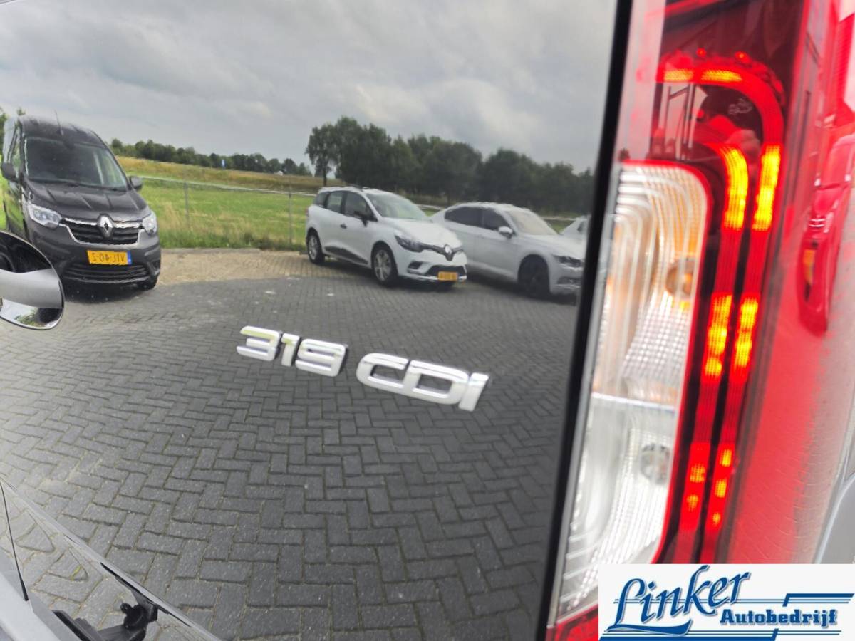 Mercedes-Benz Sprinter Mercedes Sprinter bestel 319 3.0 CDI L2H2 V6/LEDER/TREKH/AUTOMAAT