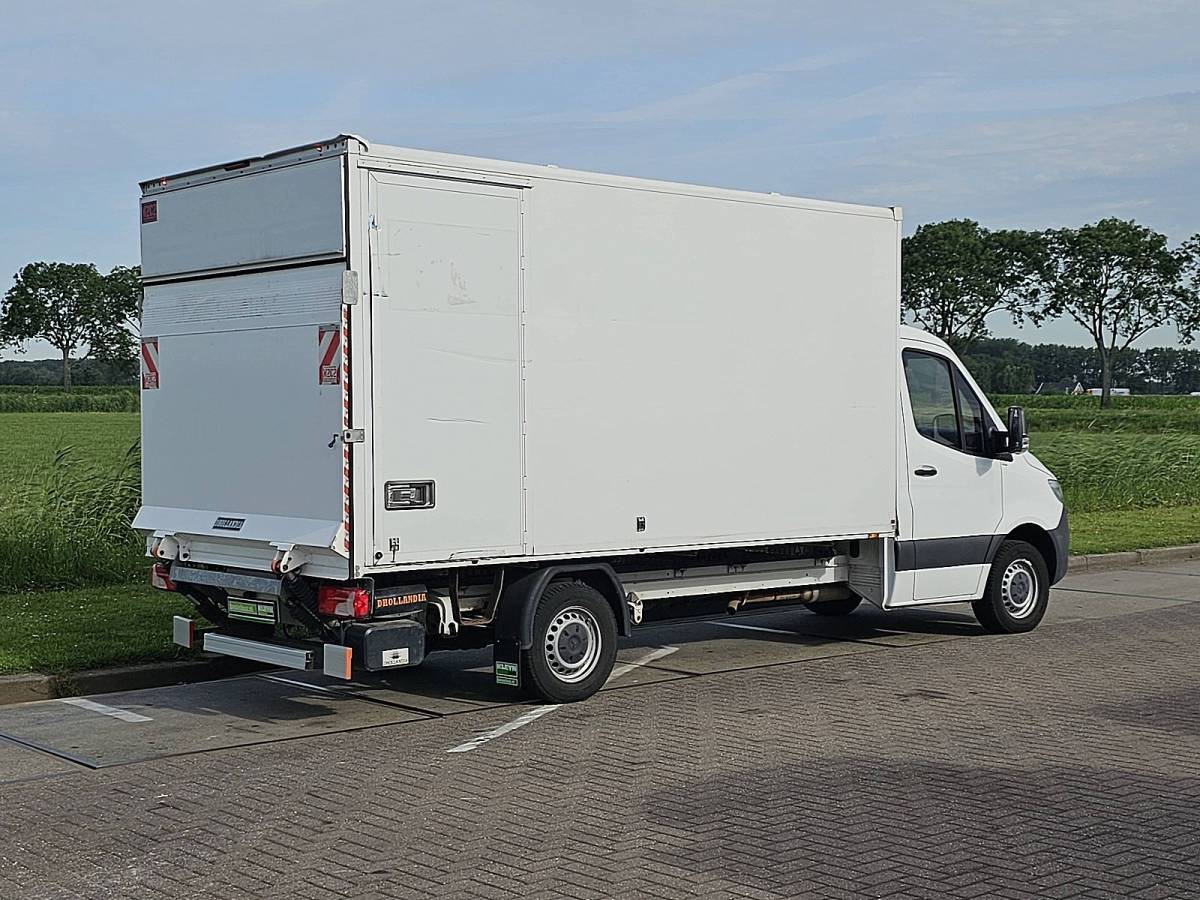 Mercedes-Benz Sprinter MERCEDES-BENZ SPRINTER 314 bakwagen laadklep!