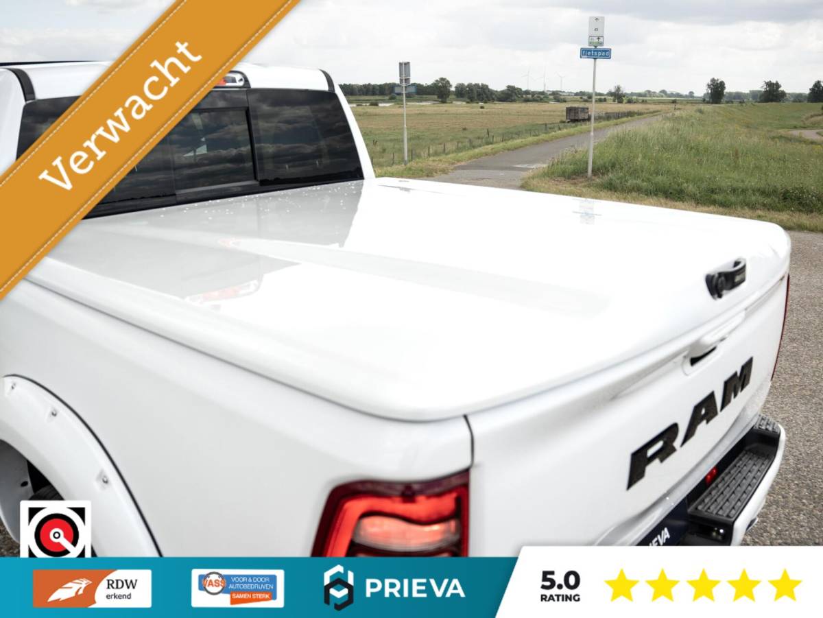 Dodge Ram 1500 Dodge Ram 1500 LARAMIE 5.7 V8 HEMI 4×4 LPG|Euro 6|H&K Audio|Lucht|360°|3.500 kg Trek|