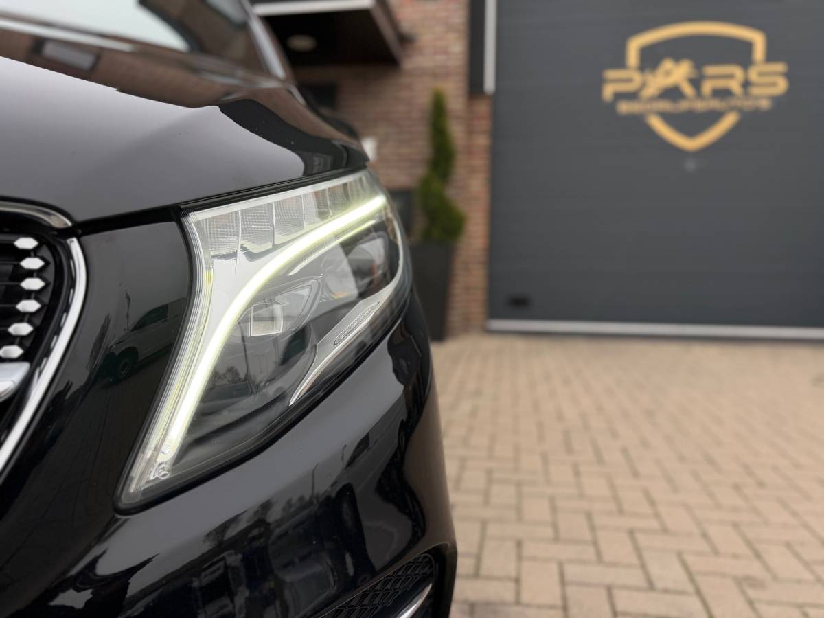 Mercedes-Benz V-Klasse Mercedes-Benz V-klasse 300d Extra Lang DC Avantgarde Edition Luxe AMG Line Dubbele Cabine Navi Groot Leder Airco Cruize zeer nette