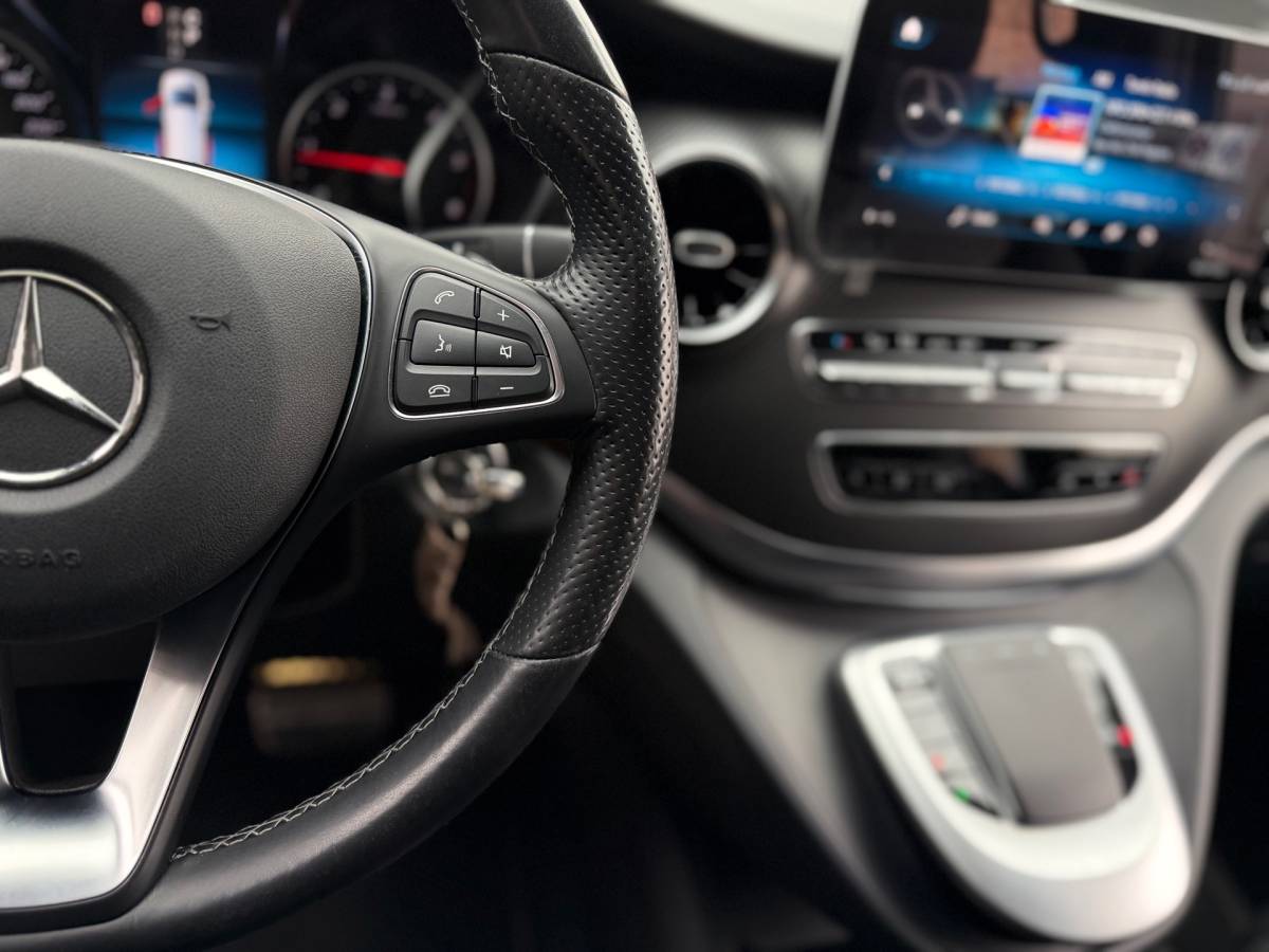 Mercedes-Benz V-Klasse Mercedes-Benz V-klasse 300d Extra Lang DC Avantgarde Edition Luxe AMG Line Dubbele Cabine Navi Groot Leder Airco Cruize zeer nette