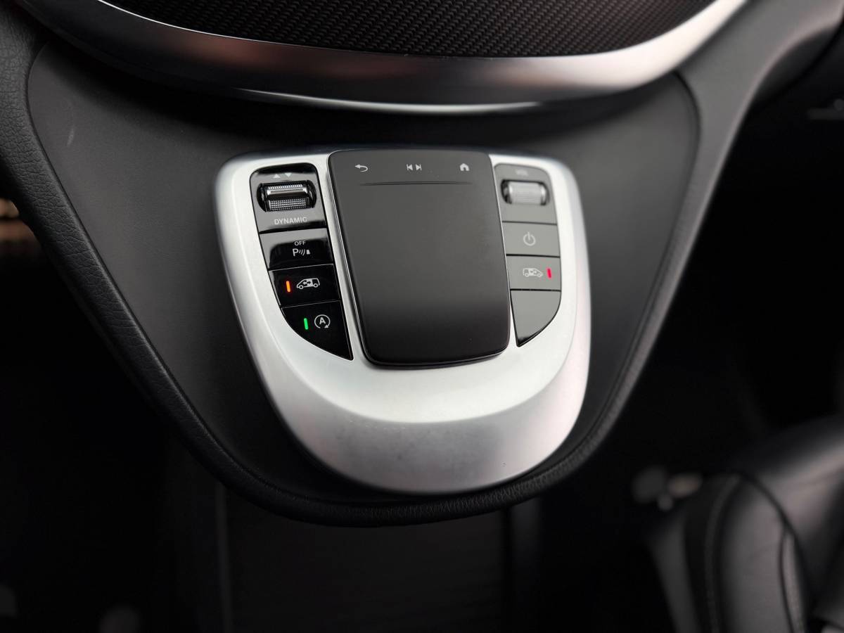 Mercedes-Benz V-Klasse Mercedes-Benz V-klasse 300d Extra Lang DC Avantgarde Edition Luxe AMG Line Dubbele Cabine Navi Groot Leder Airco Cruize zeer nette