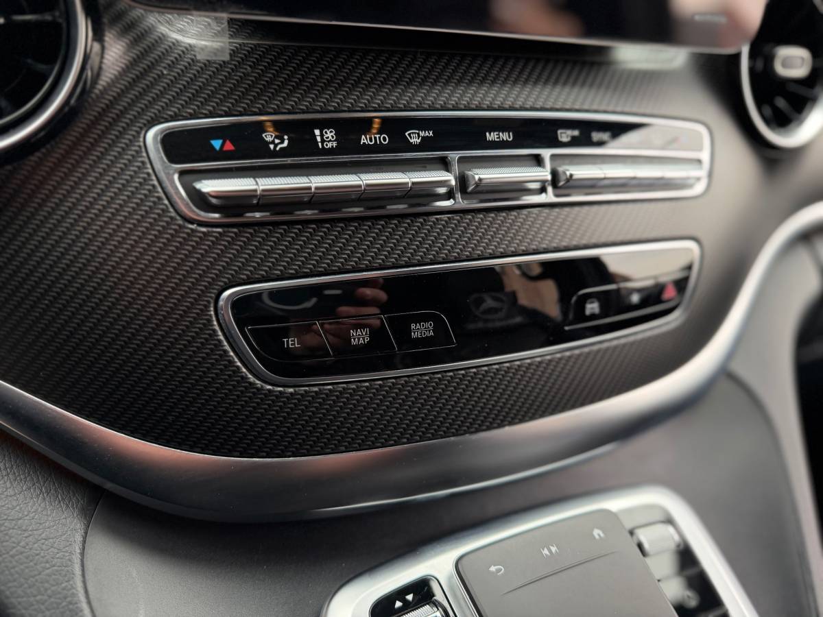 Mercedes-Benz V-Klasse Mercedes-Benz V-klasse 300d Extra Lang DC Avantgarde Edition Luxe AMG Line Dubbele Cabine Navi Groot Leder Airco Cruize zeer nette