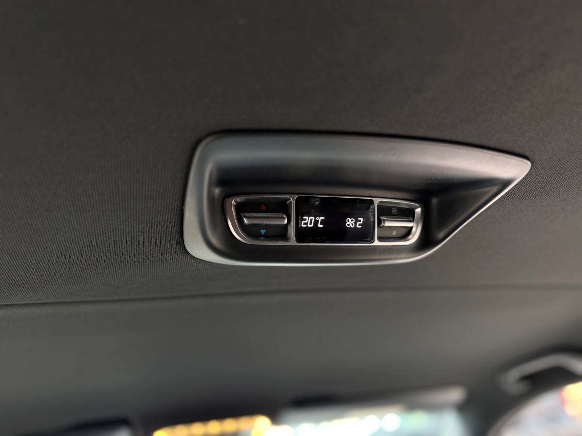 Mercedes-Benz V-Klasse Mercedes-Benz V-klasse 300d Extra Lang DC Avantgarde Edition Luxe AMG Line Dubbele Cabine Navi Groot Leder Airco Cruize zeer nette