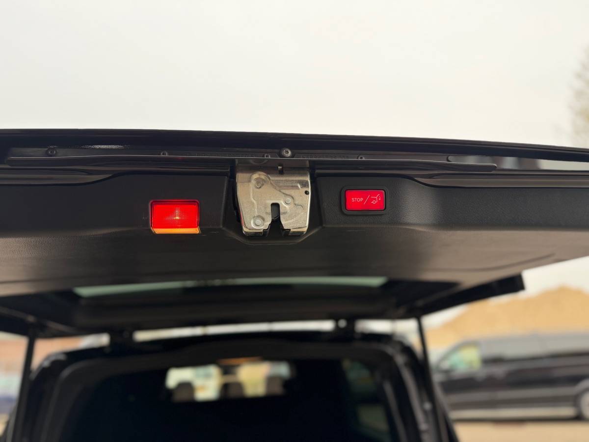 Mercedes-Benz V-Klasse Mercedes-Benz V-klasse 300d Extra Lang DC Avantgarde Edition Luxe AMG Line Dubbele Cabine Navi Groot Leder Airco Cruize zeer nette