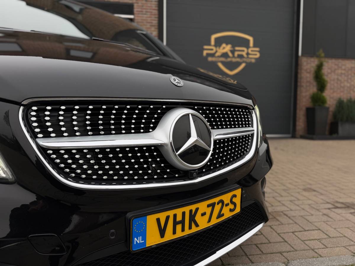 Mercedes-Benz V-Klasse Mercedes-Benz V-klasse 300d Extra Lang DC Avantgarde Edition Luxe AMG Line Dubbele Cabine Navi Groot Leder Airco Cruize zeer nette