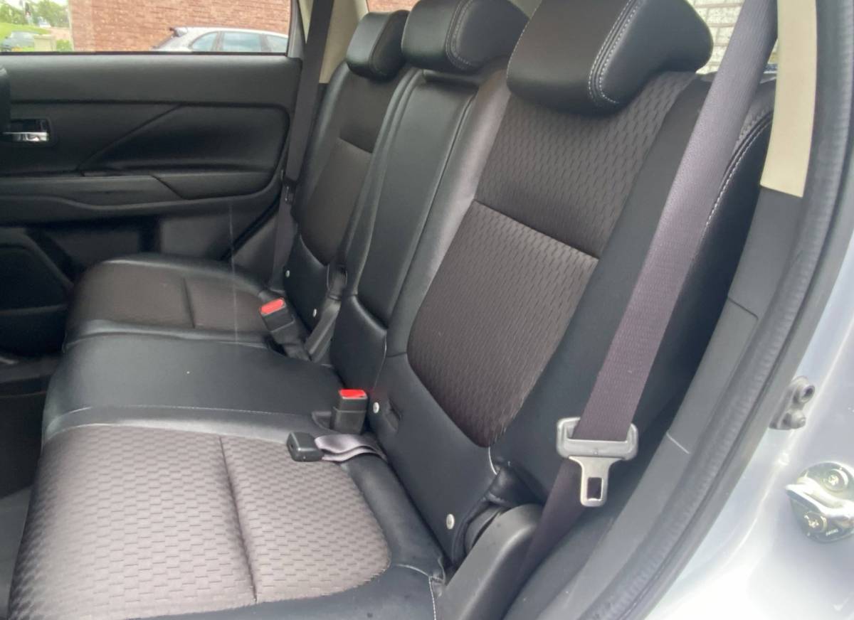 Mitsubishi Outlander Mitsubishi Outlander 2.0 PHEV Executive Edition X-Line/ 4WD/ Cam/ Standkachel/ Premium Audio