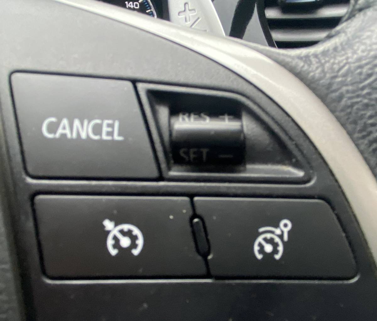 Mitsubishi Outlander Mitsubishi Outlander 2.0 PHEV Executive Edition X-Line/ 4WD/ Cam/ Standkachel/ Premium Audio