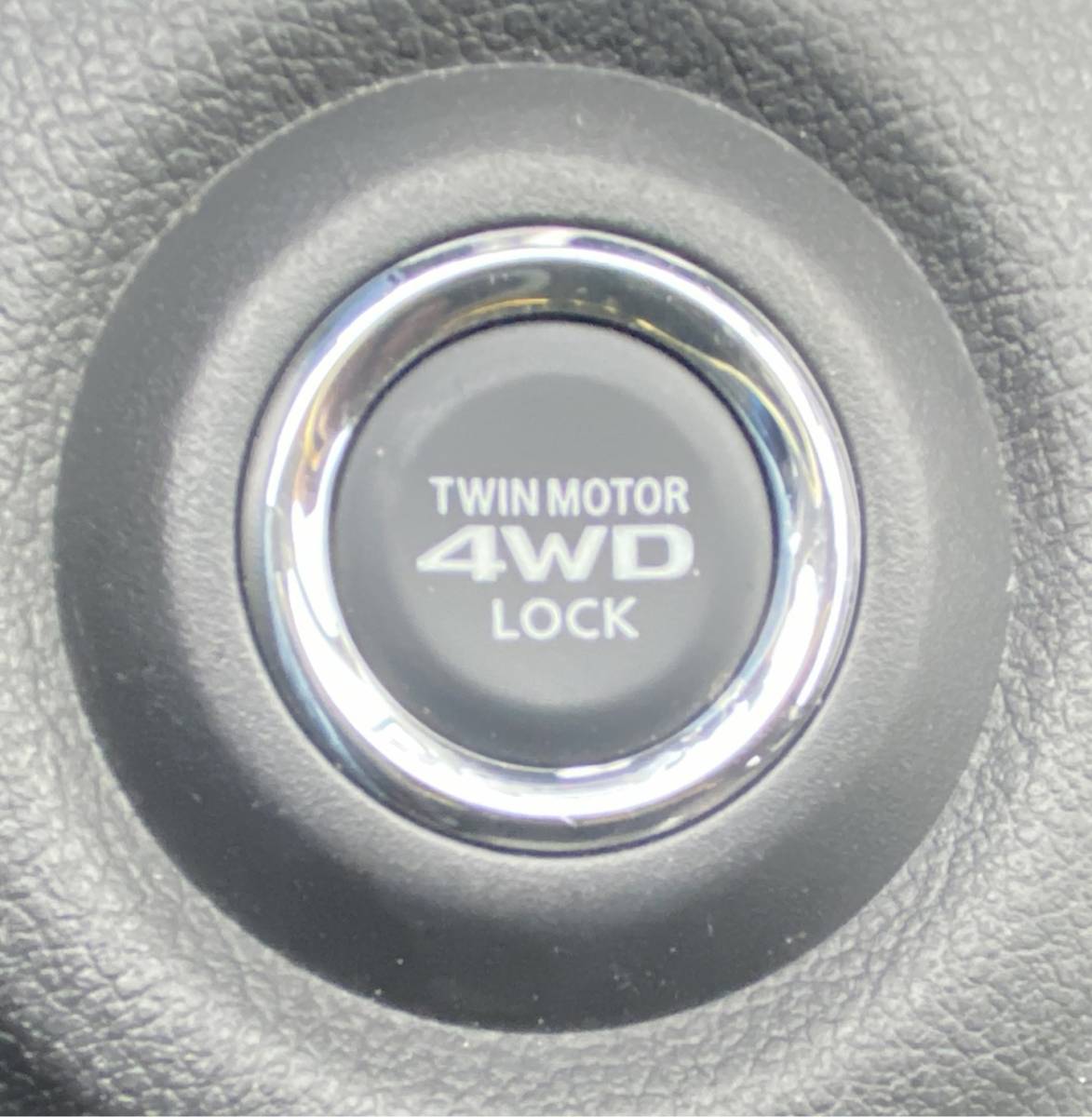 Mitsubishi Outlander Mitsubishi Outlander 2.0 PHEV Executive Edition X-Line/ 4WD/ Cam/ Standkachel/ Premium Audio