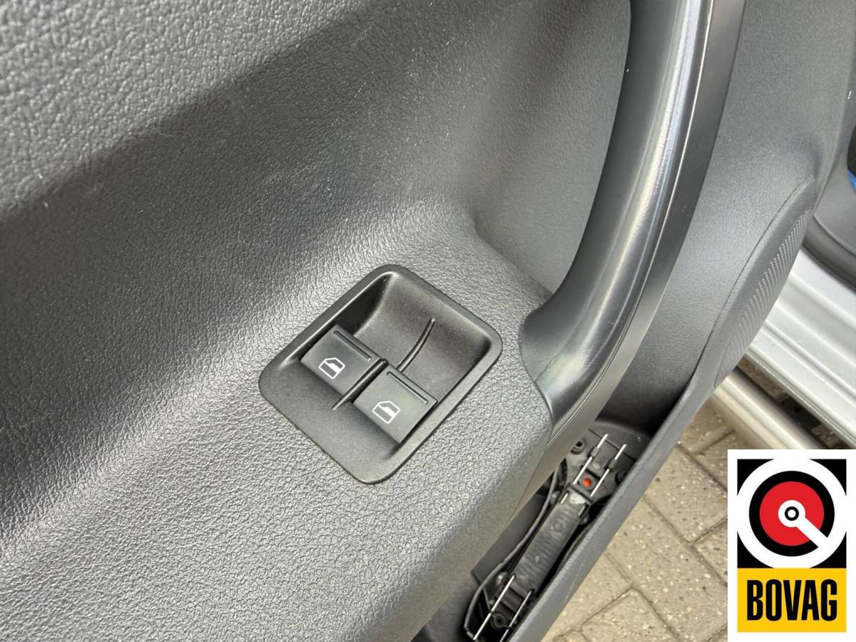 Volkswagen Caddy Volkswagen Caddy Bestel 2.0 TDI 2x schuifdeur AIRCO en Stoel verwarming.