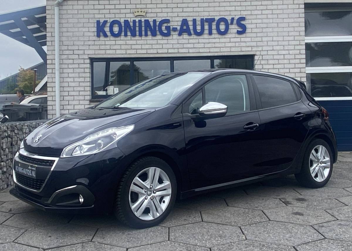 Peugeot 208 Peugeot 208 1.2 PureTech Signature/ Airco/ Carplay/ Parkassist/ PrivacyGlass/ NAP