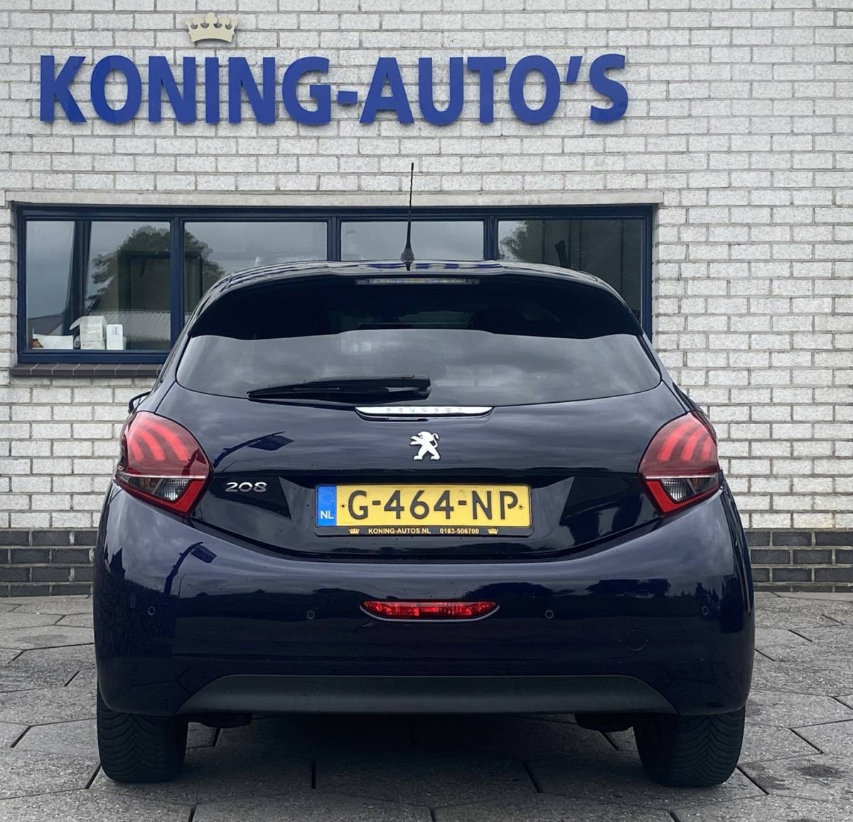 Peugeot 208 Peugeot 208 1.2 PureTech Signature/ Airco/ Carplay/ Parkassist/ PrivacyGlass/ NAP