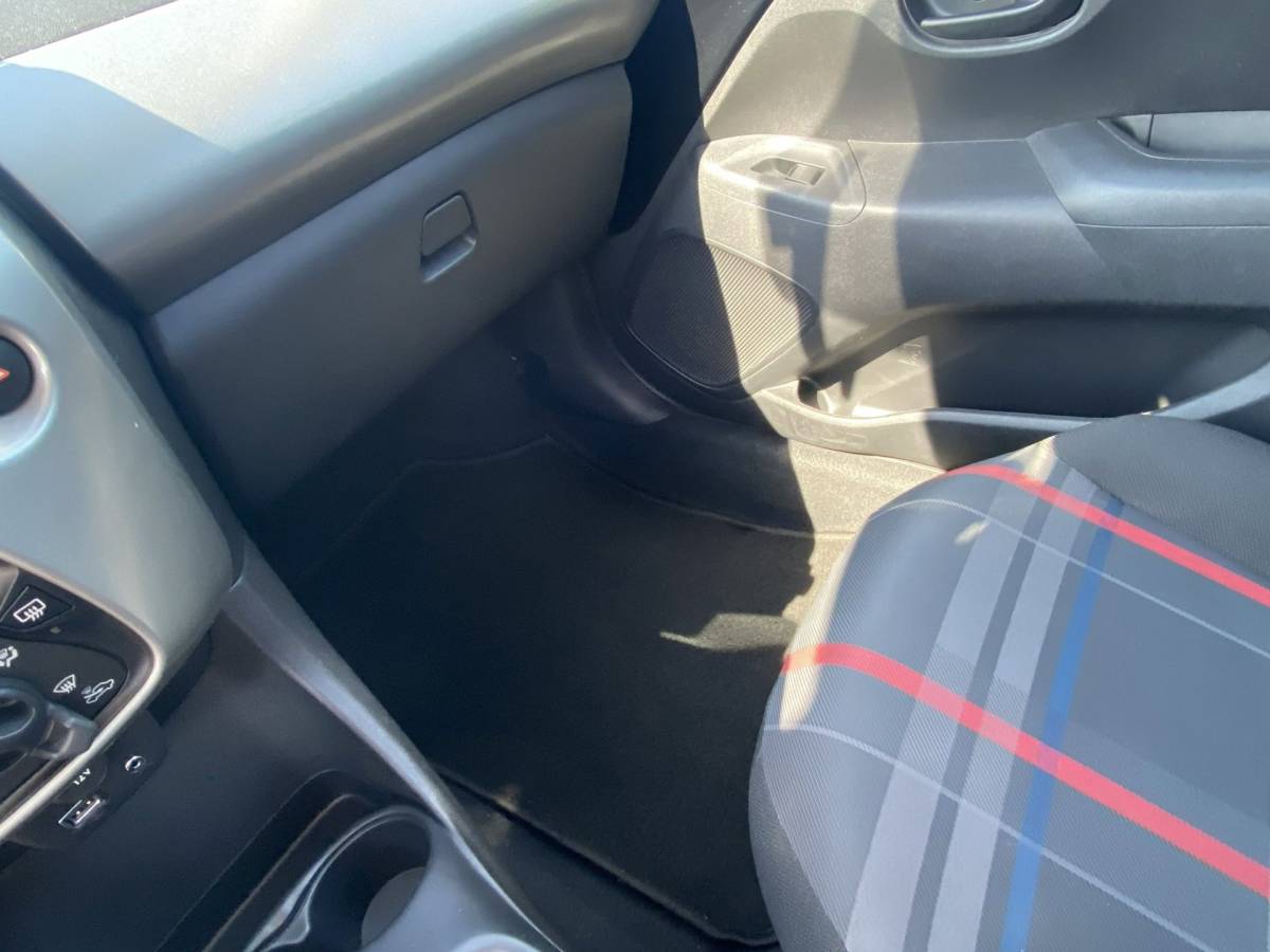 Peugeot 108 Peugeot 108 1.0 e-VTi Active/ Airco/ Elec. ramen/ BT/ Privacyglass/ NAP