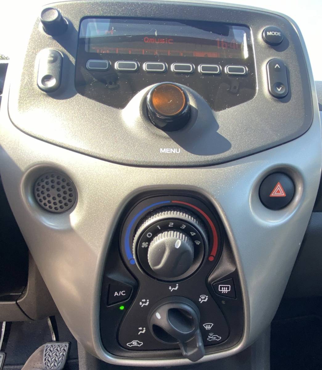 Peugeot 108 Peugeot 108 1.0 e-VTi Active/ Airco/ Elec. ramen/ BT/ Privacyglass/ NAP