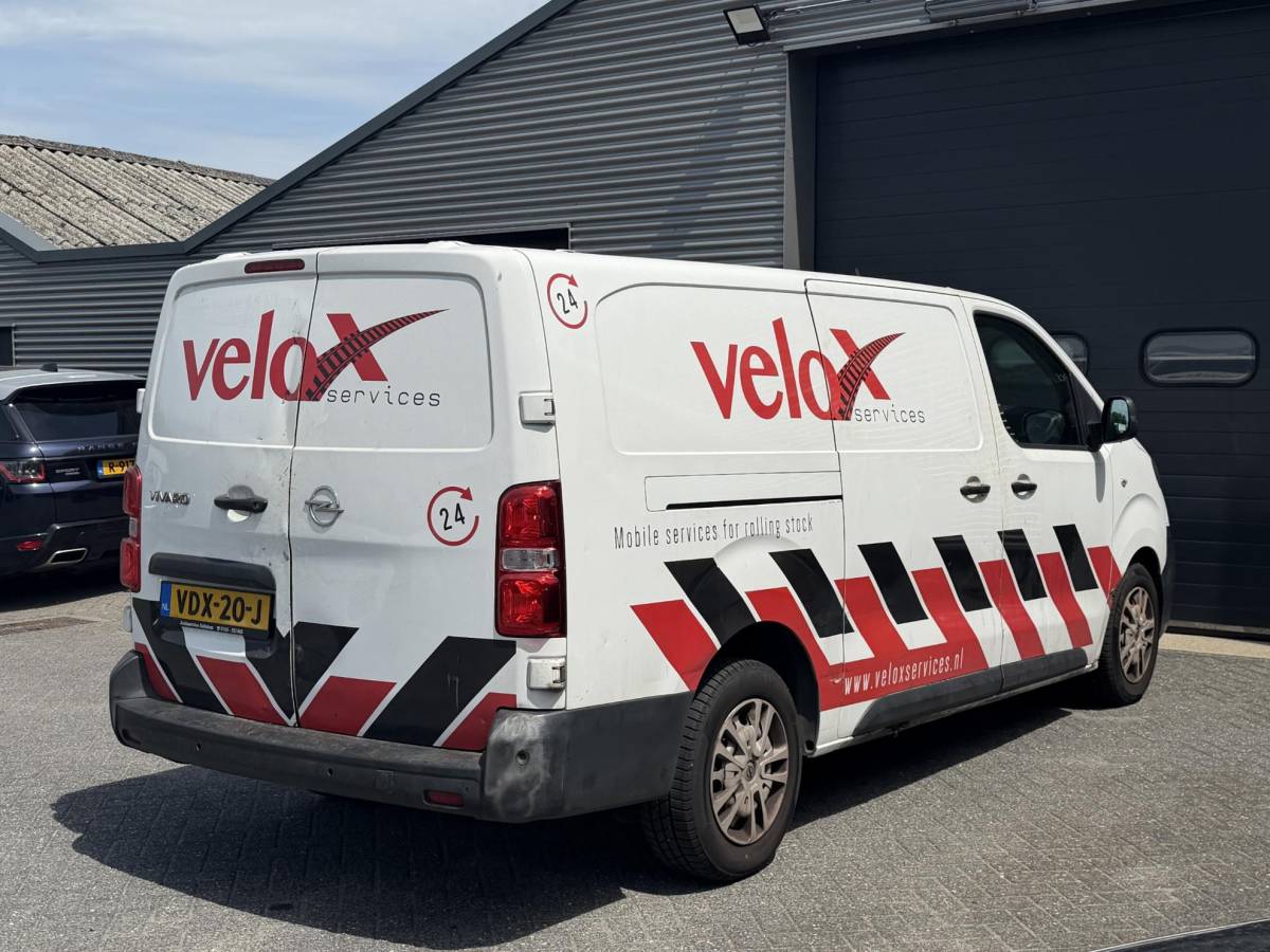 Opel Vivaro Opel Vivaro 2.0 CDTI L2H1 Edition  Navigatie | Camera | DAB | Lederen Bekleding |