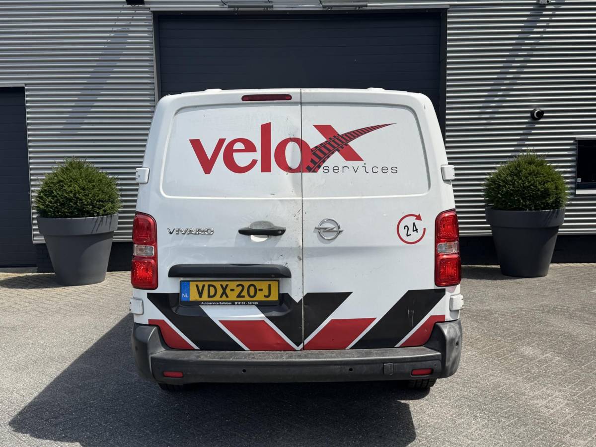 Opel Vivaro Opel Vivaro 2.0 CDTI L2H1 Edition  Navigatie | Camera | DAB | Lederen Bekleding |