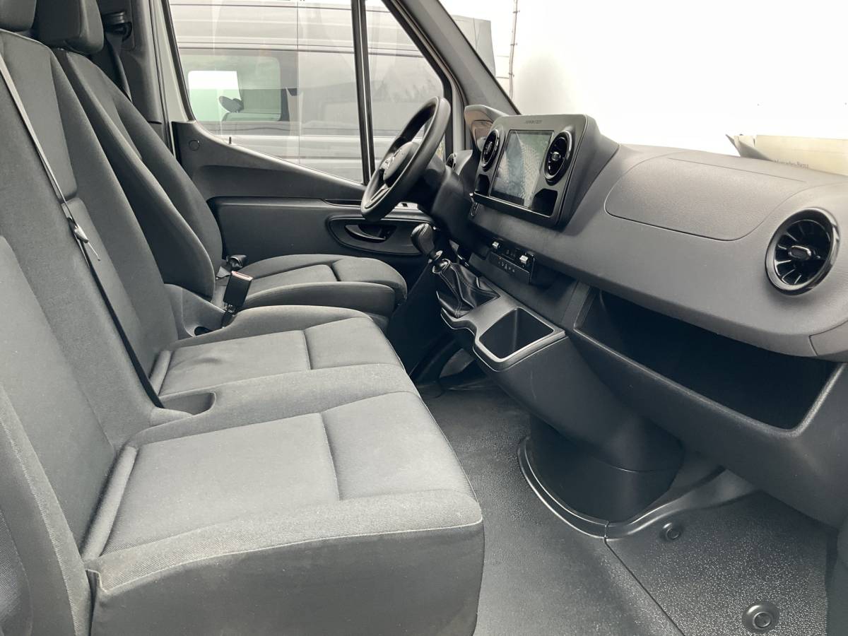 Mercedes-Benz Sprinter Mercedes-Benz Sprinter 3-Pers 314 2.2 CDI 143PK L2H1 Clima Cruise Audio Trekhaak 3-Persoons