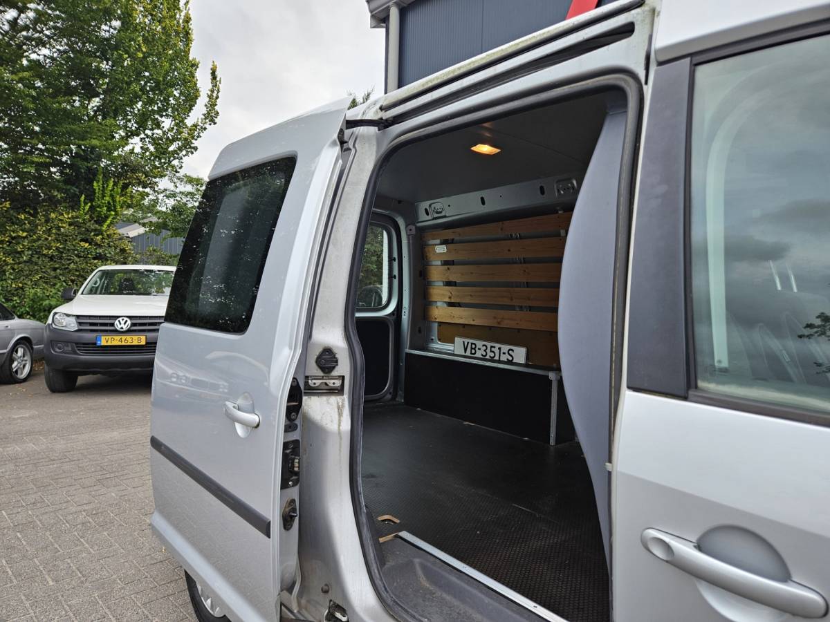 Volkswagen Caddy Volkswagen Caddy 1.6 TDI Maxi Marge! Automaat/DSG! Trekhaak! Nette Staat! Dealer Onderhouden!