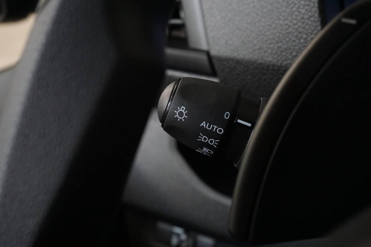 Peugeot Expert Peugeot Expert 2.0 BlueHDI 145PK L3 Automaat Automaat Airco Cruise Control Navigatie Apple Carplay/ Android Auto Trekhaak Parkeersensor achter
