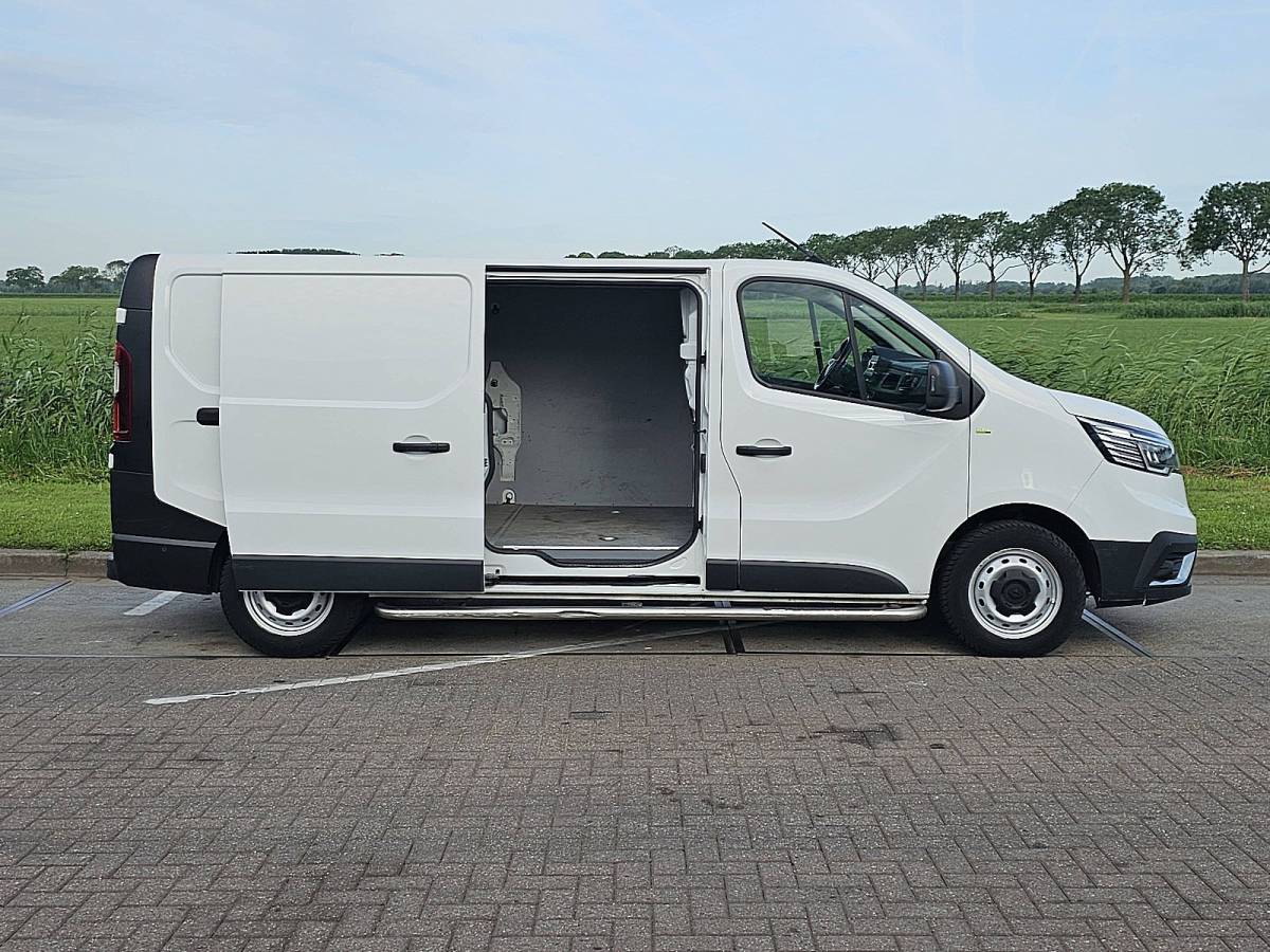 Renault Trafic RENAULT TRAFIC 2.0 DCI l2h1 airco camera