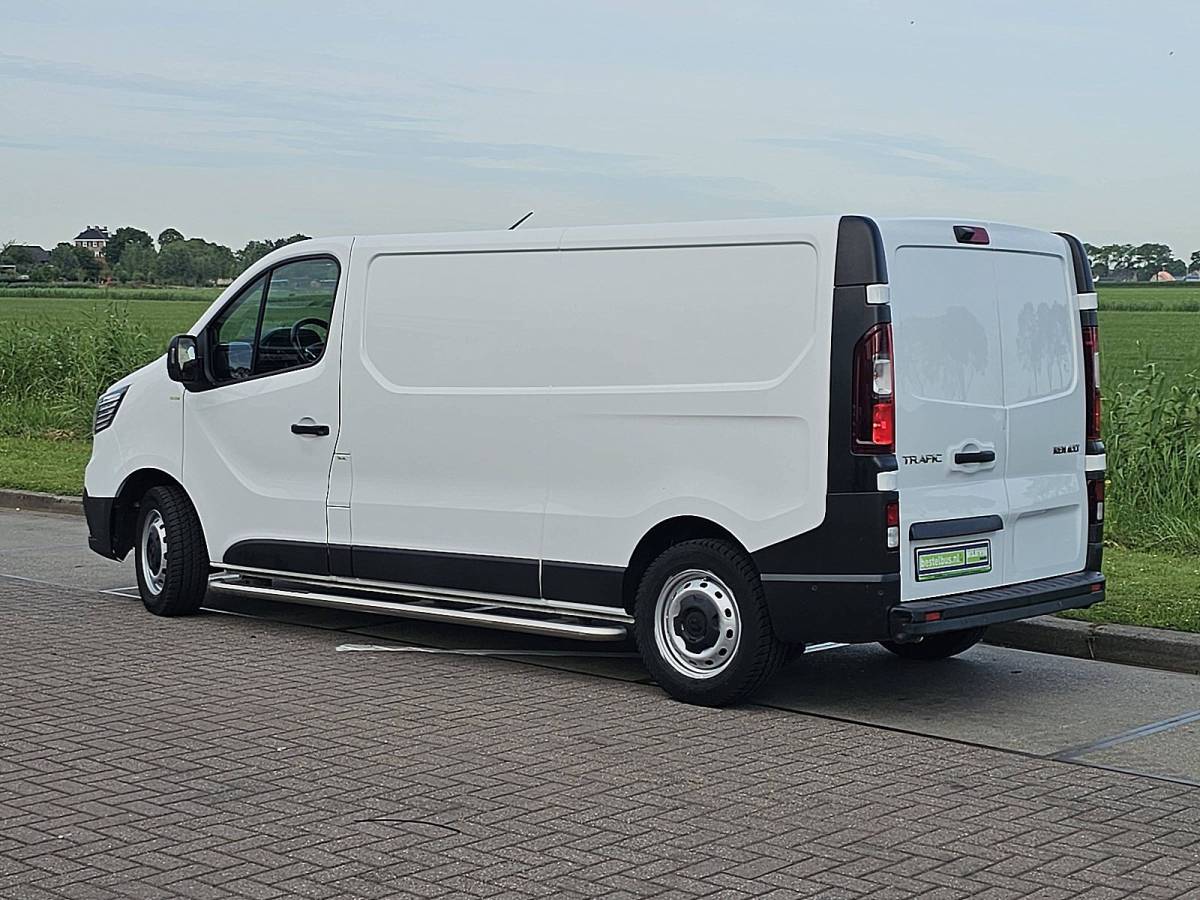 Renault Trafic RENAULT TRAFIC 2.0 DCI l2h1 airco camera