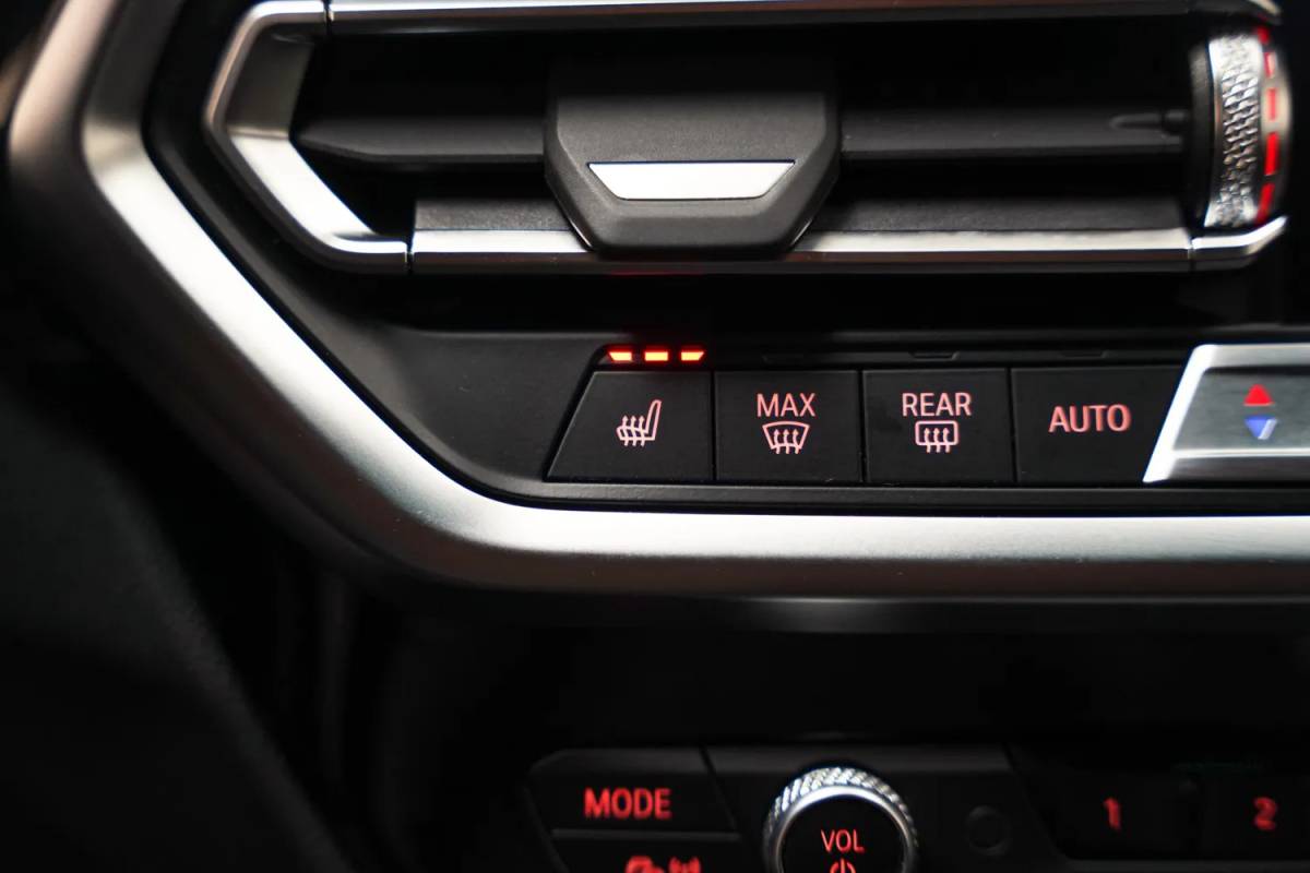 BMW iX3 BMW iX3 M Sport High Executive 80 kWh 3-fase [ Panorama Leder Adapt.cruise Camera ]